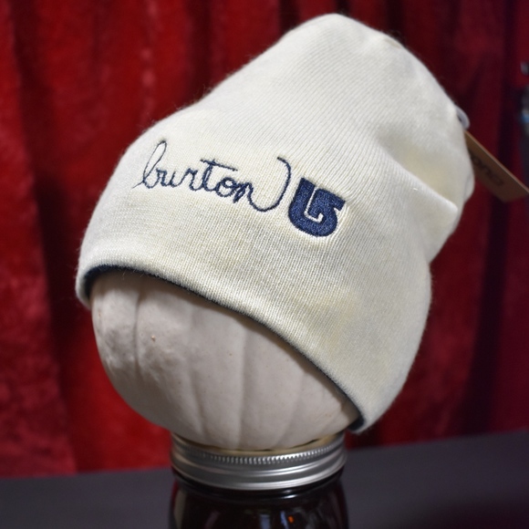 Burton Accessories - Burton Snowboards NWT Women's Reversible Beanie